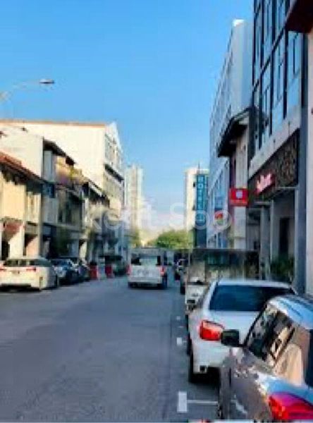 Office for Sale in  Perak Court - Image 8